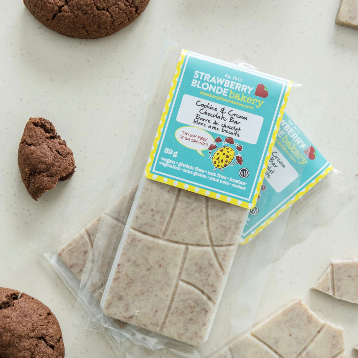 Cookies & Cream Chocolate Bar